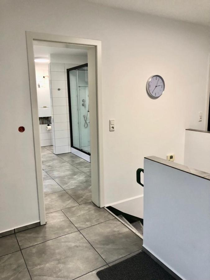 Dachgeschosswohnung mit Seeblick Ahrensbok Exterior foto